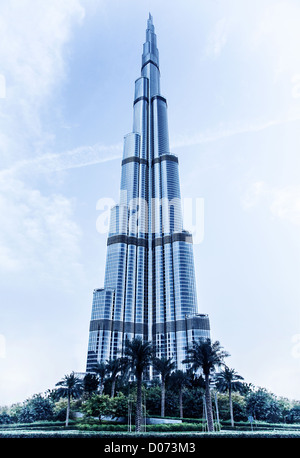 DUBAI, Vereinigte Arabische Emirate - Februar 16: Burj Khalifa - weltweit höchsten Turm der Welt auf 828m, befindet sich in Downtown Dubai, Burj Dubai Stockfoto