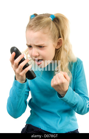 Mädchen ist wütend auf das Telefon isoliert auf weißem Hintergrund Stockfoto