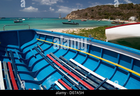 Anguilla-Rennboote landen in Road Bay, Anguilla, Britisch-Westindien, Ostkaribik Stockfoto