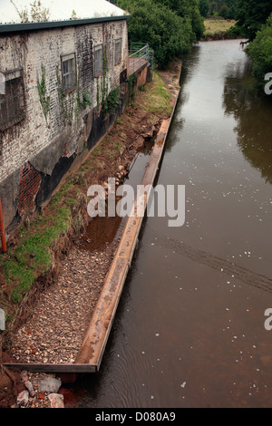 Erosion im schon St Mary Überschwemmungen. Der Fischotter in Devon Juli 2012 Stockfoto