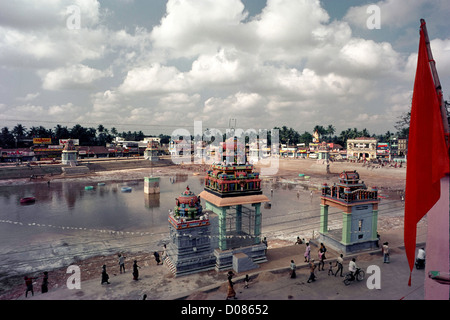 Panoramablick auf den Mahamakham Tank, Kumbakonam, Tamil Nadu, Indien Stockfoto