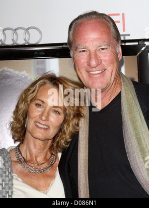 Craig und Doria Cook-Nelson AFI Fest 2010 - "The Company Men" screening statt in Grauman Chinese Theatre - Ankünfte Stockfoto