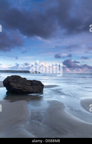 Sonnenuntergang über Treganhawke Strand Whitsand Bay Cornwall UK Stockfoto