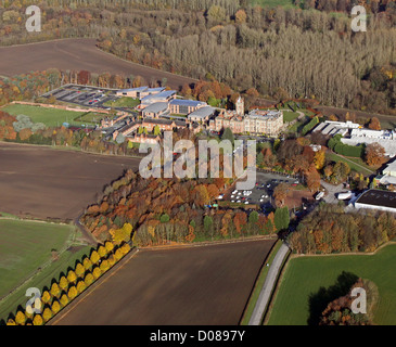 Luftbild von Crewe Hall Hotel und Umgebung in Cheshire Stockfoto