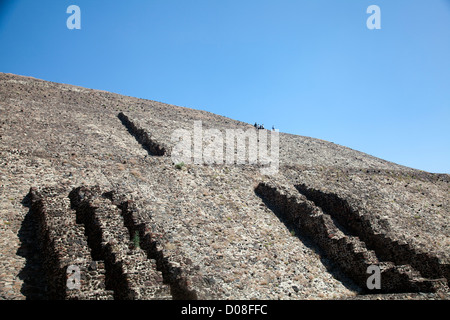 Sonnenpyramide in Teotihuacán in Mexiko Stockfoto