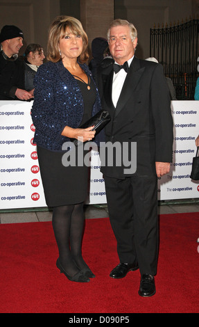 Gast der Vielzahl Club Showbiz Awards 2010 im Grosvenor House Hotel in London, England - 14.11.10 Stockfoto