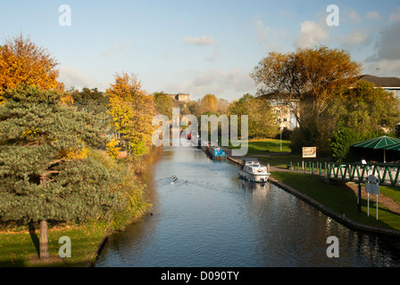 Ein Blick auf Nottingham Kanal mit Nottingham Castle Museum im Hintergrund. Stockfoto