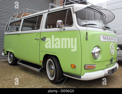 Alte Vw Campingbus Stockfoto