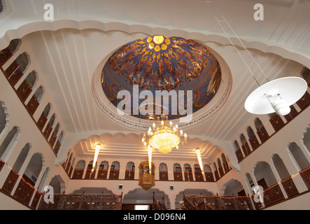 Im Inneren der Shri Guru Nanak Darbar Gurdwara Sikh-Tempel In Gravesend Kent UK Stockfoto