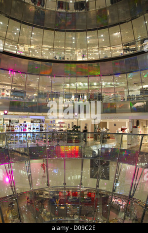 Galeries Lafayette Interieur vom Architekten Jean Nouvel in Berlin Stockfoto