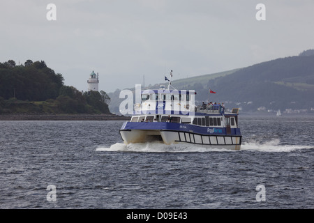 Die Fähre von Dunoon nach Gourock auf dem Fluss Clyde - nennt sie Ali Cat Stockfoto