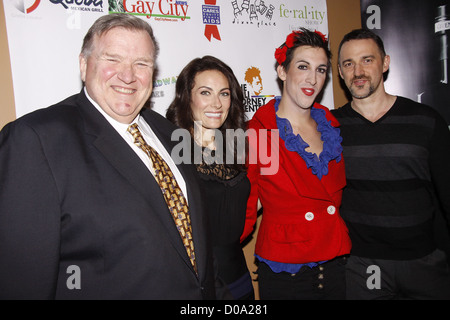 David Mixner, Laura Benanti, Marti Gould Cummings und Carl Siciliano der Broadway ausspricht! Präsentation von "A sehr Maria Stockfoto