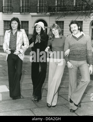 BROTHERHOOD OF MAN Promo-Foto des Königreichs pop Gruppe über 1975 Stockfoto