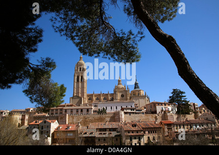 Altstadt und Kathedrale von Segovia Castilla Leon Spanien Centro Histórico y Catedral de Segovia Castilla Leon España Stockfoto