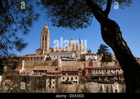 Altstadt und Kathedrale von Segovia Castilla Leon Spanien Centro Histórico y Catedral de Segovia Castilla Leon España Stockfoto