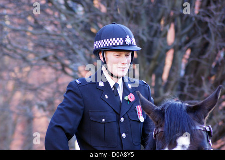 Polizei im Stadtzentrum von Leeds montiert Stockfoto