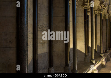 Innen York Minster Stockfoto