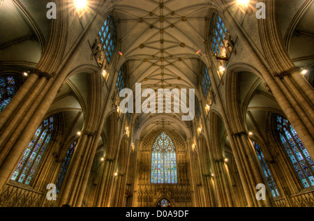 Innen York Minster Stockfoto