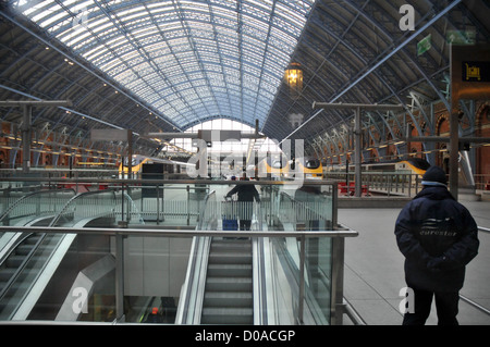 Eurostar Dienstleistungen annulliert. Eurostar abgesagt wegen schlechten Wetters im Vereinigten Königreich alle Leistungen von Kings Cross Stockfoto