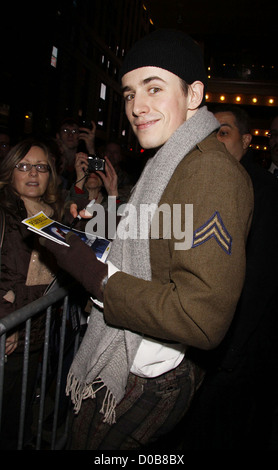 Reeve Carney Vorschau Erstaufführung des Broadway-musical-Produktion von "Spider-Man Turn Off The Dark" auf das Foxwoods Stockfoto