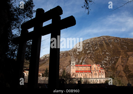 Heilige Kathedrale von San Salvador Santuario de Covadonga-Asturien-Spanien Stockfoto