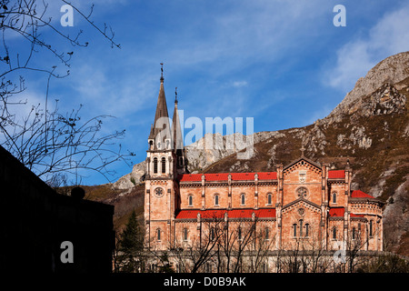 Heilige Kathedrale von San Salvador Santuario de Covadonga-Asturien-Spanien Stockfoto