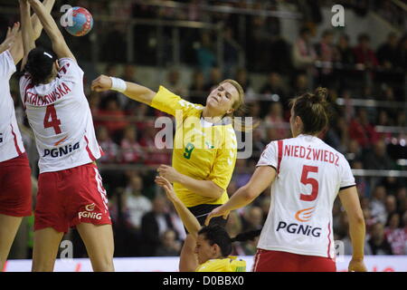 Elbing, Polen 21. November 2012 World Women Handball Weltmeisterschaft 2013 Qualifikationen. Satkauskaite Diana (9) in Aktion während Polen V Litauen Spiel. Stockfoto