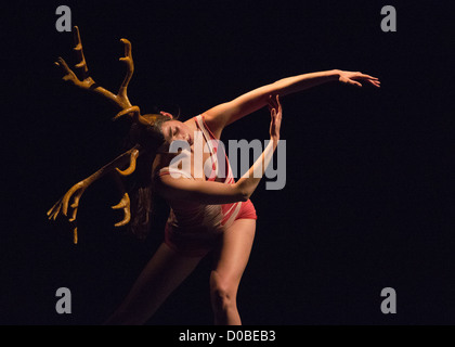 UK-premiere von "Panorama" von Philippe Decouflé Firma DCA, Sadler es Wells Theatre in London. Stockfoto