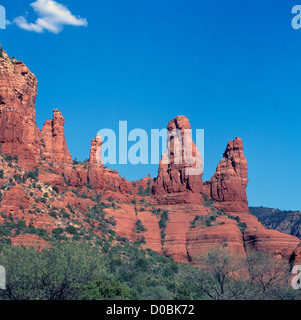 Sedona, Arizona, USA - "zwei Schwestern" auf "Twin Buttes" - ungewöhnliche Sandstein Felsformationen im Land der roten Felsen Stockfoto