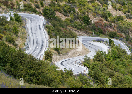 Abschnitt der Krone Bereich Straße, zwischen Queenstown und Wanaka, Neuseeland. Stockfoto