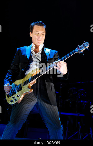 Spandau Ballet spielen die O2-Arena Stockfoto