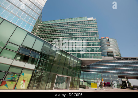 Österreich, Wien 22, Donaucity, Hochhäuser Und Tech Gate Durchgang Stockfoto