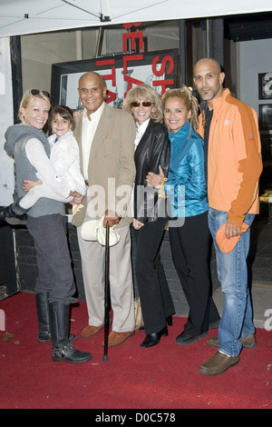 Malena Belafonte, Sarafina Belafonte, Harry Belafonte, Pamela Belafonte, Shari Belafonte und David Belaftone Shari Belafonte Stockfoto