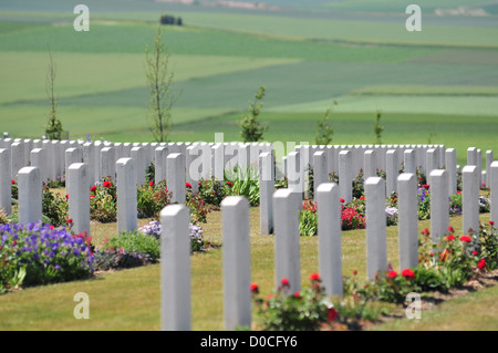 FRIEDHOF VOR DER AUSTRALISCHEN NATIONAL MEMORIAL EINGEWEIHT IM JAHRE 1938 VILLIERS-BRETONNEUX SOMME (80) FRANKREICH Stockfoto