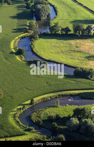 EINEN KNICK IN DAS TAL DES FLUSSES EURE REGION PACY-SUR-EURE EURE (27) NORMANDIE FRANKREICH Stockfoto