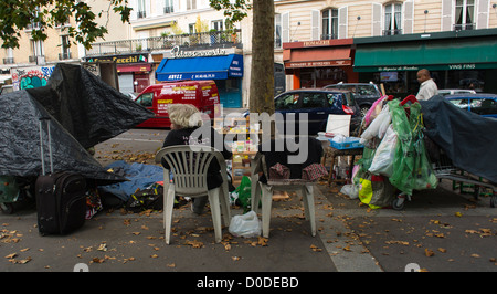 Paris, Frankreich, Obdachlosenkrise, Person Camping, Menschen auf den Straßen von Paris Stockfoto