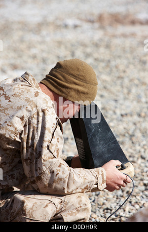 United States Marines montieren Aerovironment RQ-11 Raven-B unbemannten vorwärts operating Base in Afghanistan Stockfoto