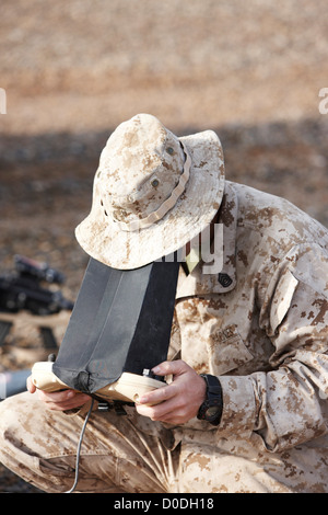 United States Marines montieren Aerovironment RQ-11 Raven-B unbemannten vorwärts operating Base in Afghanistan Stockfoto