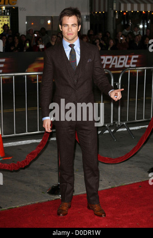 Chris Pine-Los Angeles-Premiere von "Unaufhaltsam" Held im Regency Village Theatre Westwood, Kalifornien Stockfoto