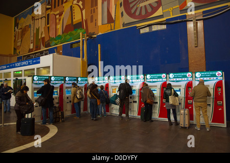 Porta Nuova Bahnhof Bahnhof Verona Stadt Veneto Region Nord Italien Europa Stockfoto