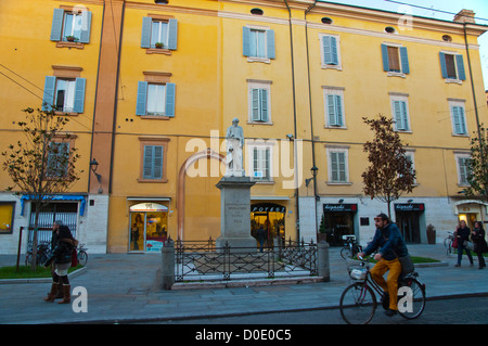 Piazza Matteotti Square an der Via Emilia Straße zentrale Modena Stadt Emilia-Romagna Region Italien Mitteleuropa Stockfoto