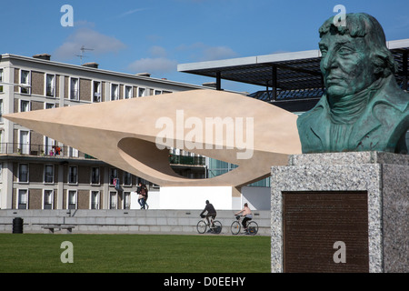 BÜSTE EXPLORER NICOLAS BAUDIN IN FRONT ANDRE MALRAUX MUSEUM MODERNER KUNST IN DER NÄHE VON HAFENMEISTER BÜRO LE HAVRE SEINE-MARITIME (76) Stockfoto