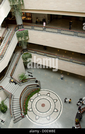 China, Shanghai, Shanghai Museum. Museum innen schaut auf Lobby-Bereich. Stockfoto