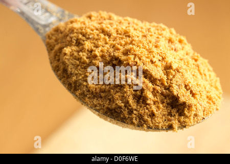 ein Esslöffel Bottarga - Italienisch getrocknet und gerieben Meeräsche Reh Stockfoto