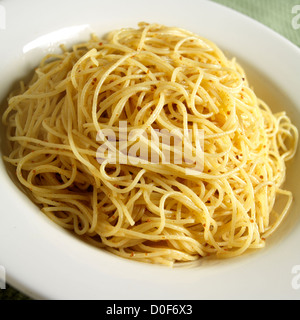 Pasta mit Bottarga, ein italienischer Klassiker Stockfoto