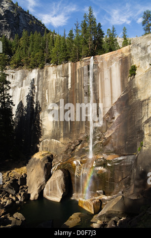 Vernal Fall im Yosemite mit sehr geringer Wasserführung Stockfoto