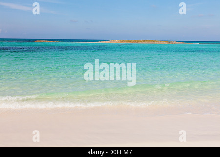 Ocean Beach an Bita Bucht an Green Turtle Cay, Bahamas. Stockfoto