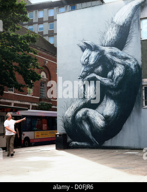 Wandbild in Nelson Street Bristol, See No Evil street-Art-Projekt Stockfoto