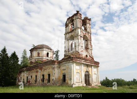 Die Ruinen der großen Kirche in Karelien, Russland Stockfoto