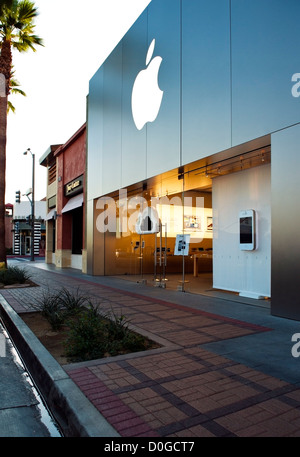 Im Apple-Store am EL Paseo Drive in Palm Desert in Kalifornien Stockfoto